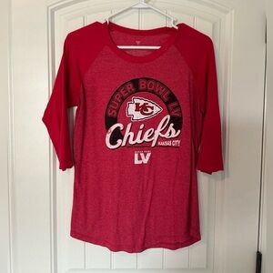 Women’s Fanatics Kansas City Chiefs Raglan size Medium